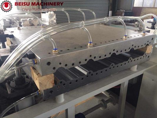 55KW Extruder Power Plastic Sheet Production Line Desain Sekrup Ganda
